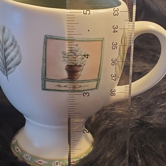 Portfolio By Pfaltzgraff Naturewood Gardening Footed Mug 1 Ib 5"×3" - Picture 8 of 10